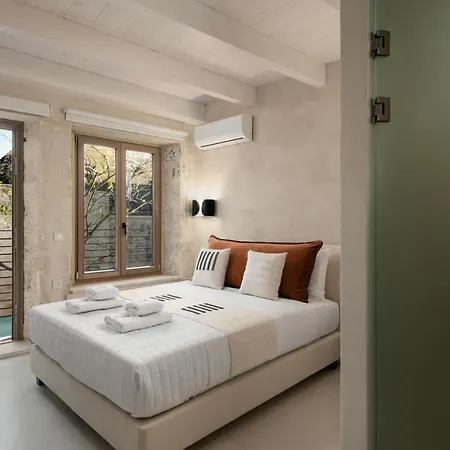 Old Town Luxury With Private Pool And Terrace *